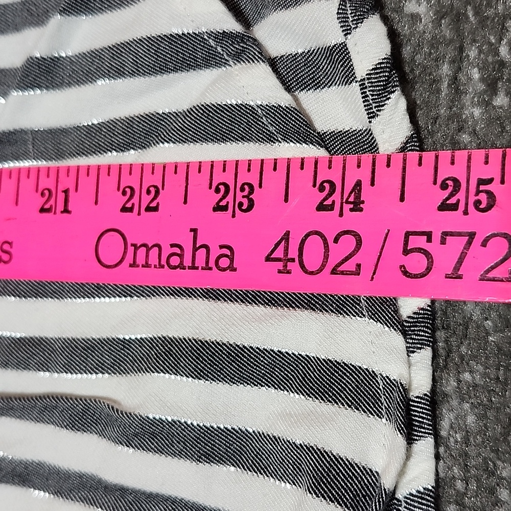 VICTORIA SECRET METALLIC STRIPED LONG-SLEEVE & SHORT LOUNGE SLEEPWEAR SET - Picture 7 of 16